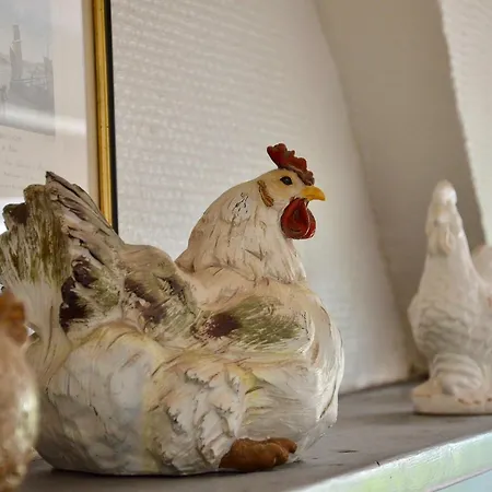 L ' Authentique Bed & Breakfast *