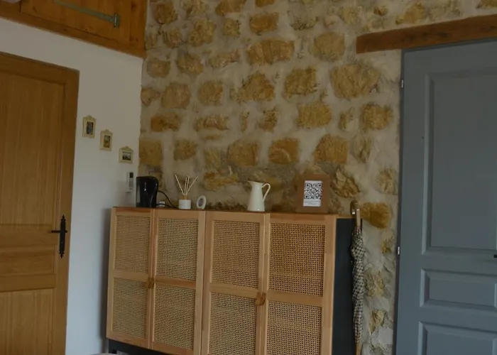 Bed & Breakfast L ' Authentique 3*